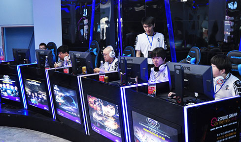 逼抢能力与 逼抢能力与